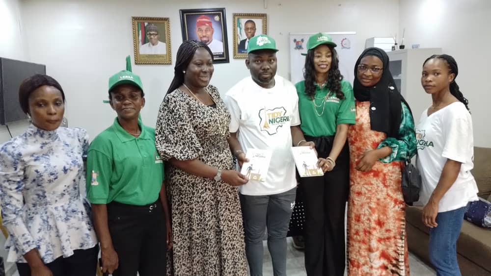 LERSA ENVIRONMENT COMMITTEE MEET WITH CHAIRMAN ETI OSA EAST LCDA TO SETUP A RECYLING HUB
